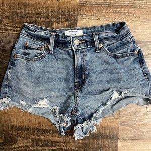 Levi's shorts